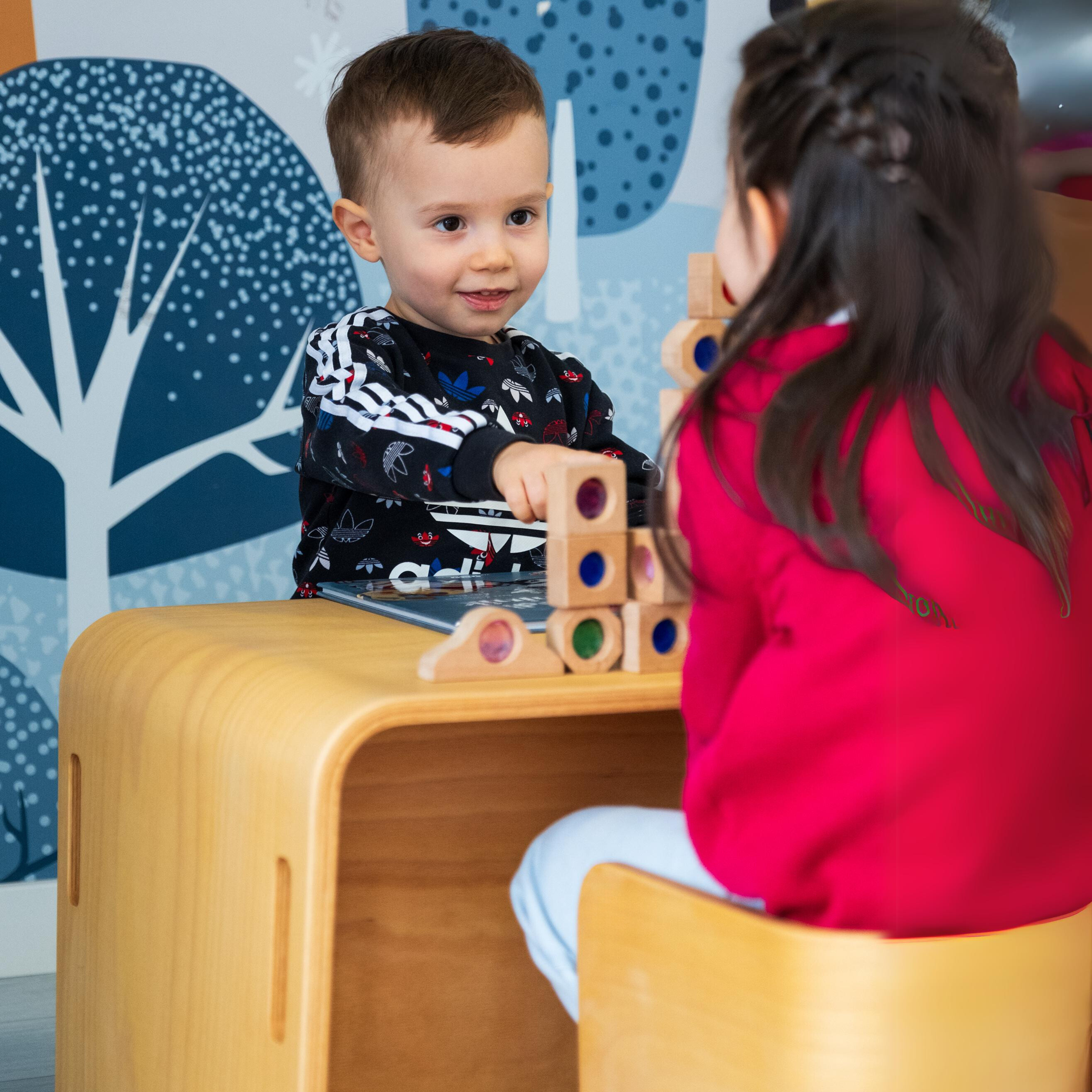 Montessori Cube Table and Chair Set for Kids - Flexy