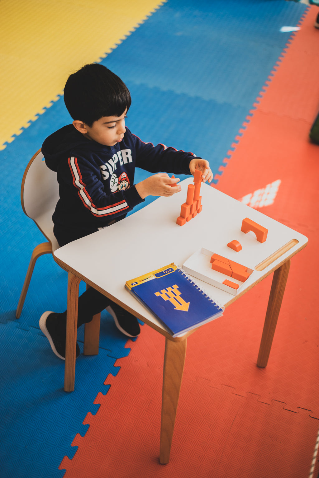 Montessori Table and Chair Set - Pearl