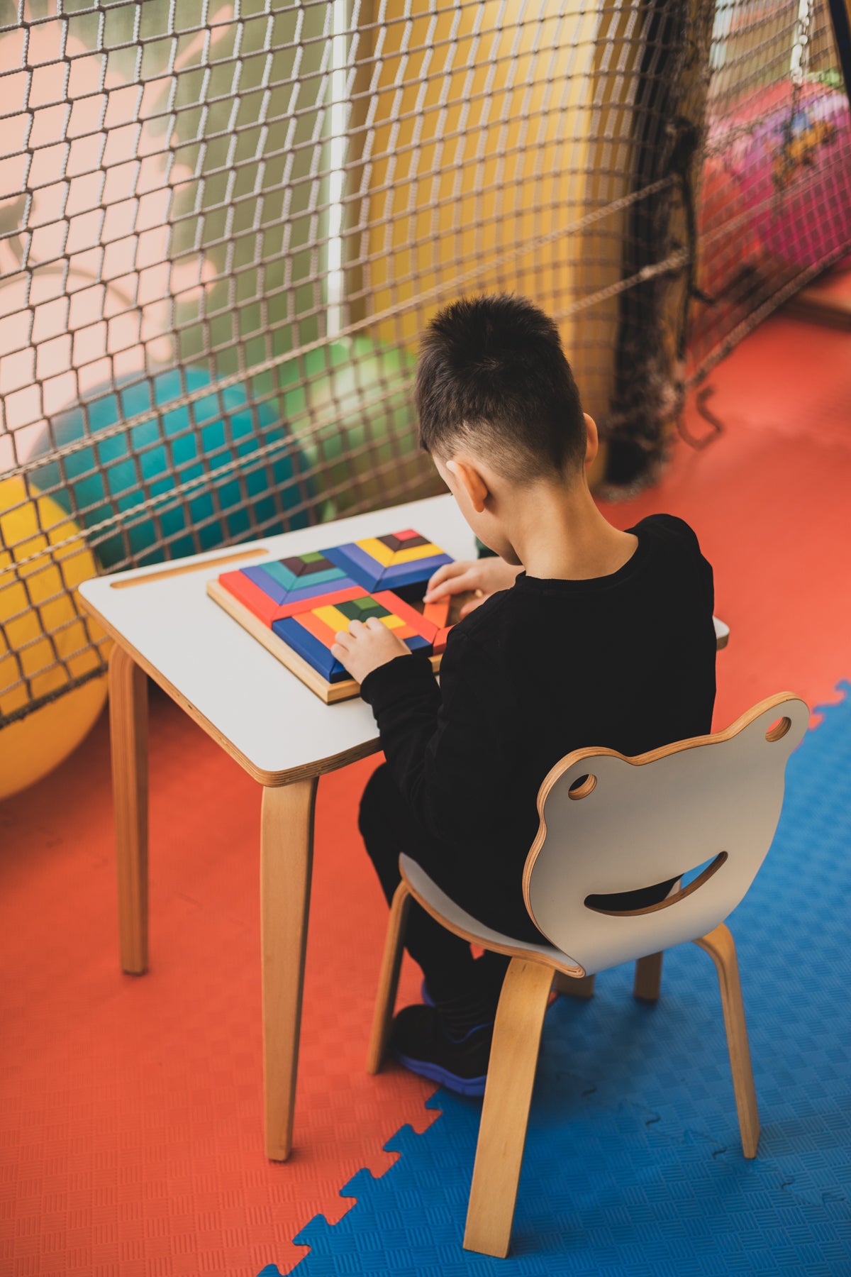 Montessori Table and Chair Set for Kids - Frog