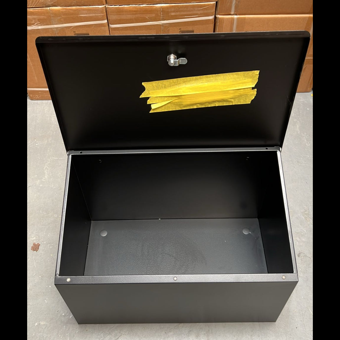 Lockable Metal Secure Parcel Delivery Container - Large (Black)